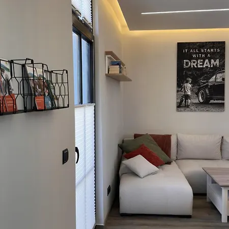 Altstadtdomizil Zur Promenade Mit Balkon Und Klimaanlage 아파트 *